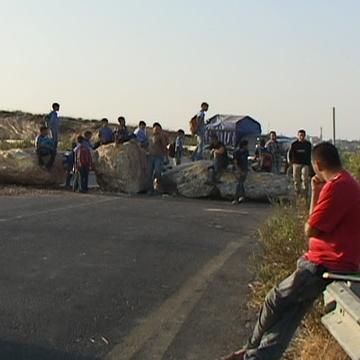A cutoff of 3 Palestinian villages from Alfe Menashe 08.10.07