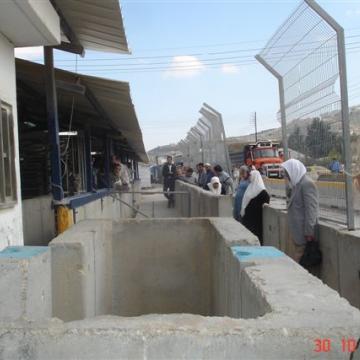 Huwwara checkpoint 30.10.06