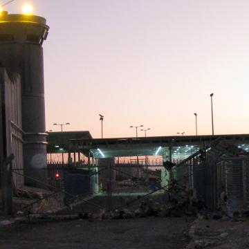 Qalandiya checkpoint 13.12.09