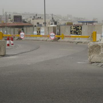 Qalandiya checkpoint 14.03.10