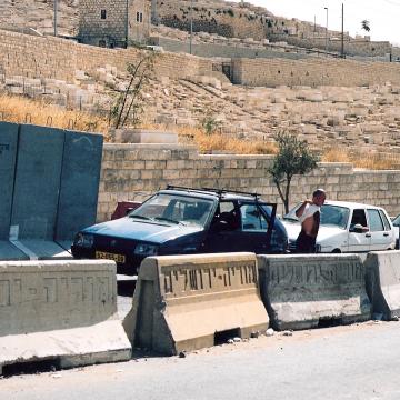 On the road to Abu Dis 2002