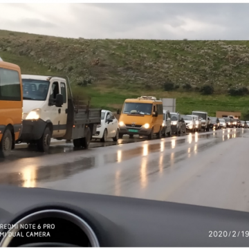 בקעת הירדן:  מכוניות מעוכבות במחסום חמרה