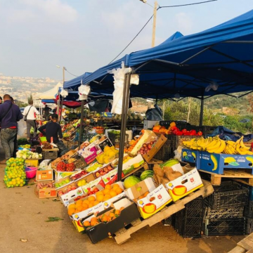צומת ברטעה המזרחית: השוק שצץ כאן בגלל תנועה גדולה של פלסטינים העוברים בגדר ההפרדה