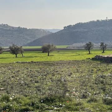 The settlements of Mevo Dotan and Maoz Zvi overlook the Dotan Valley