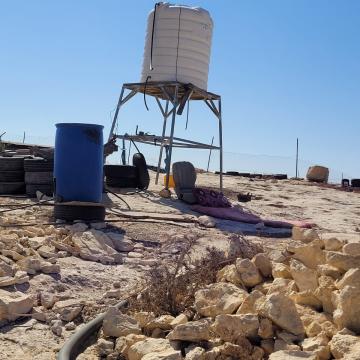 Sha'b al Butum. The cut water pipes, the poisoned well