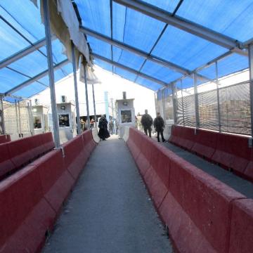 Qalandiya: The transit facility leading to the checkpoint is empty