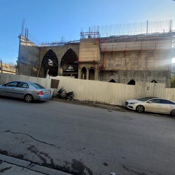 ראס אל עמוד: בית ספר חדש שבונה העירייה - נראה כמו מסגד 